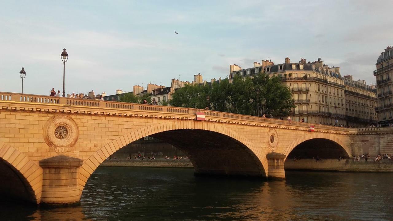 Ile Saint-Louis Glamorous Flat ปารีส ภายนอก รูปภาพ